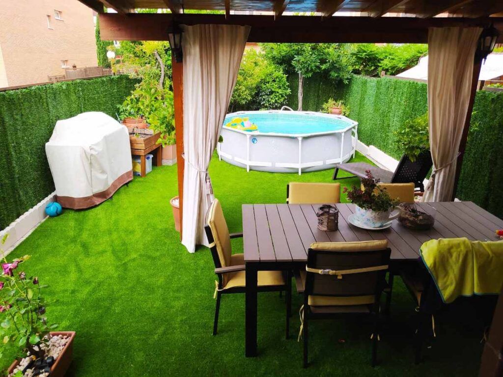 ¿qué césped poner debajo de una piscina desmontable?